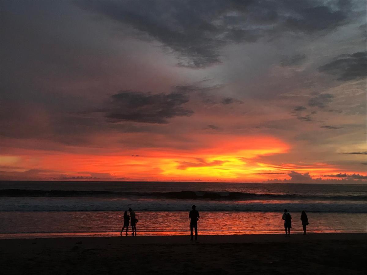 The Exile Sunset Bar & Bungalow Gili Trawangan Exteriér fotografie